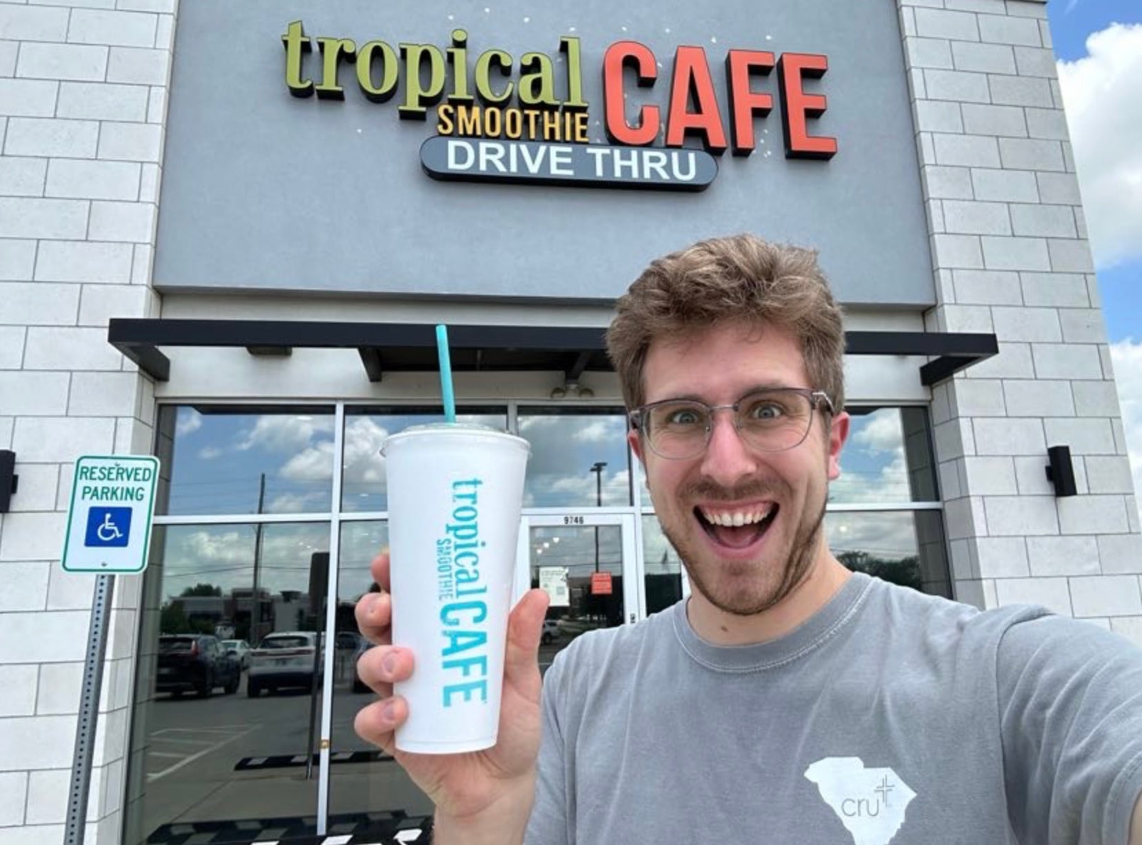 Tropical Smoothie Cafe: Açai Bowls only $6 on August 24-30!